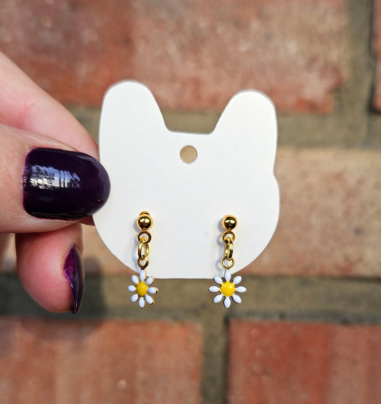 Studs with daisy