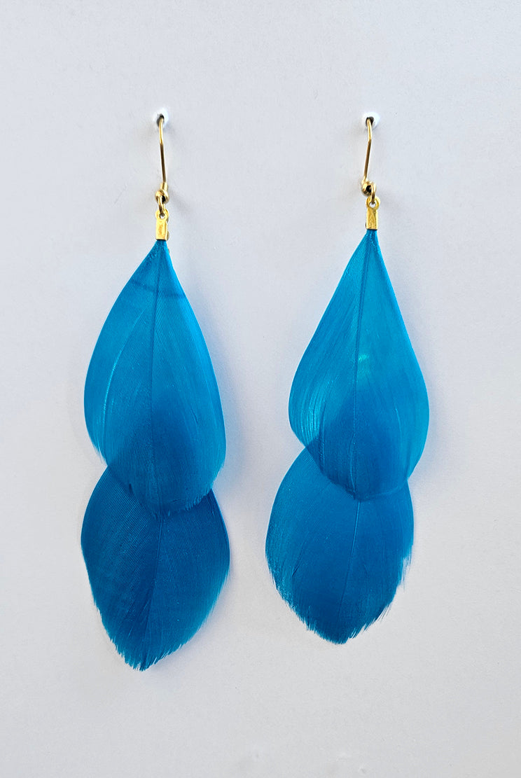 Feather earrings Fuchsia