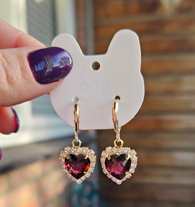 Small earrings with purple heart and rhinestones