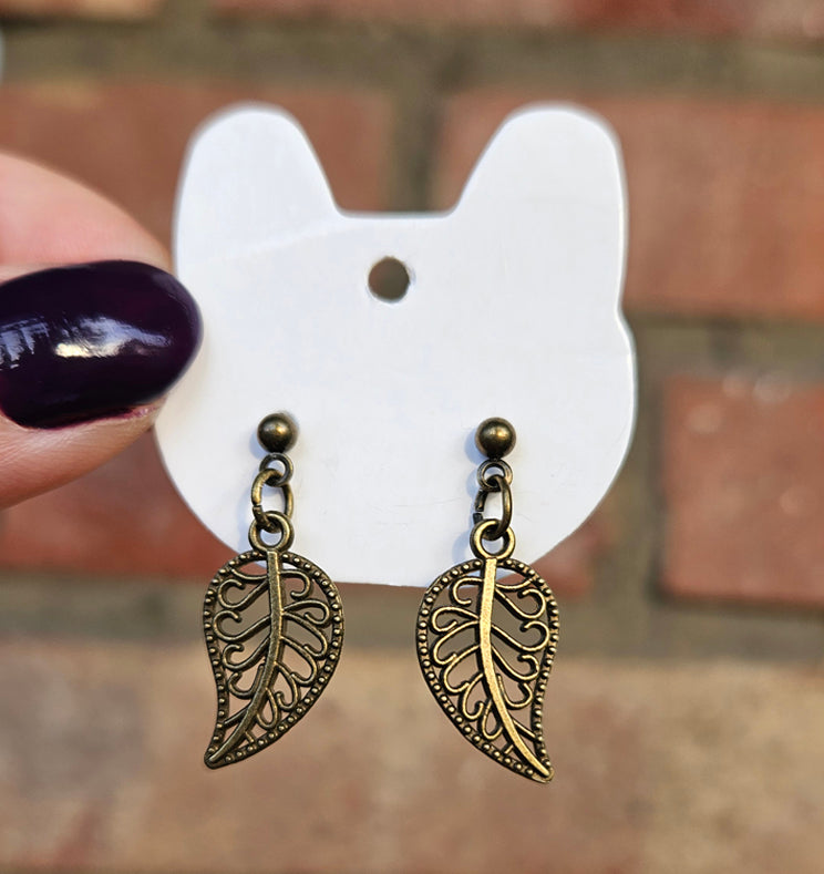 Studs with leaf pendant