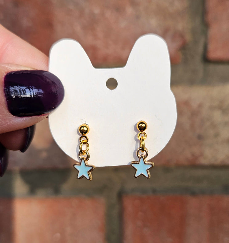 Studs with star